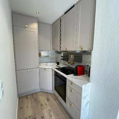 Modernes An Timmendorfer Promenade, 1. Reihe Timmendorfer Strand