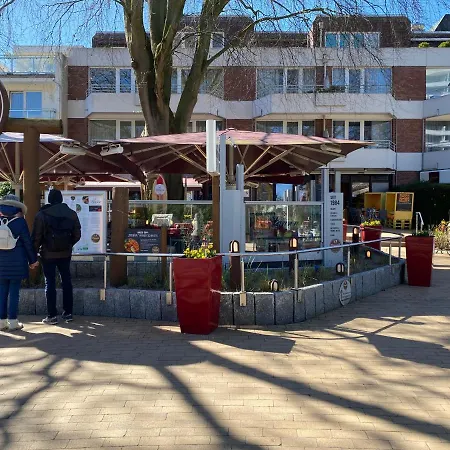 Modernes An Timmendorfer Promenade, 1. Reihe Apartment