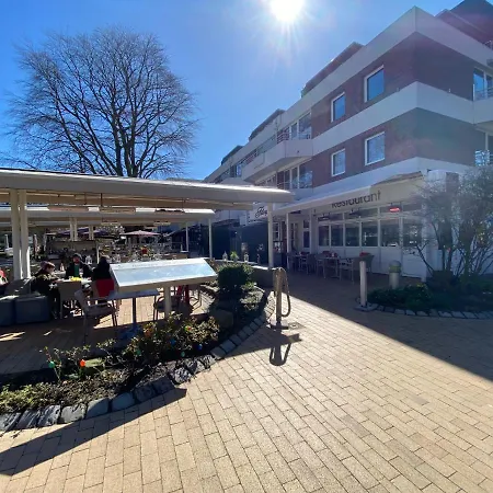 Apartment Modernes An Timmendorfer Promenade, 1. Reihe