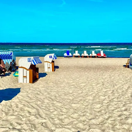 Apartment Modernes An Timmendorfer Promenade, 1. Reihe *